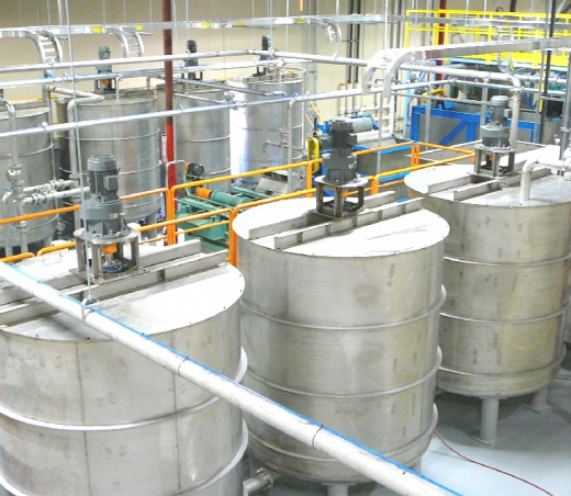 https://www.aaronequipment.com/images/AuctionImages/Mixing tanks-edited2023-05-24 09-24-58.jpg